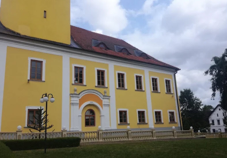 Hrad a zámek Stráž nad Nežárkou, Czech Republic (Czechia)